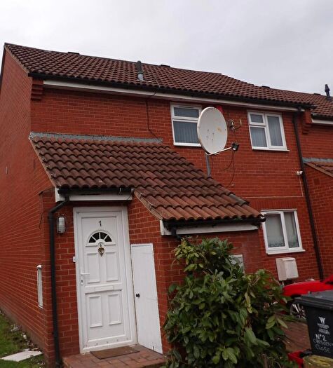 1 Bedroom Apartment To Rent In Crescent Close, Wrexham, LL13