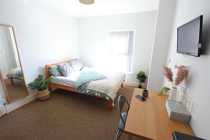 Studio To Rent In Moor Street - West End Studio, LN1