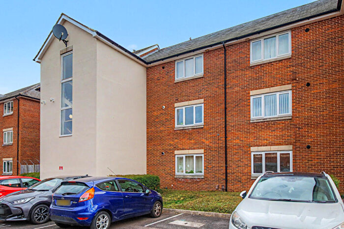 2 Bedroom Flat For Sale In Beresford Place, Oxford, OX4