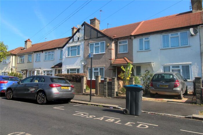 3 Bedroom Terraced House To Rent In Thornton Avenue, Croydon, CR0