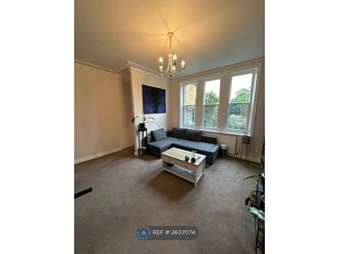 1 Bedroom Flat To Rent In South Lambeth Road, London, SW8