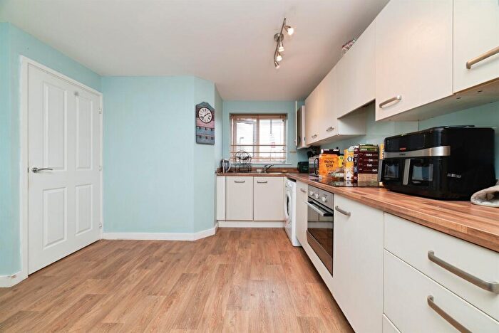 3 Bedroom End Of Terrace House For Sale In Callerton Street, Hull, HU3