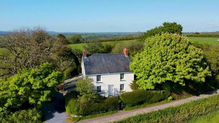 2 Bedroom Smallholding For Sale In Login, Whitland, SA34