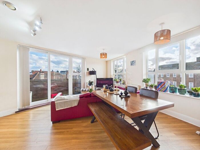 2 Bedroom Flat For Sale In Church Road, Ashford, Surrey, TW15