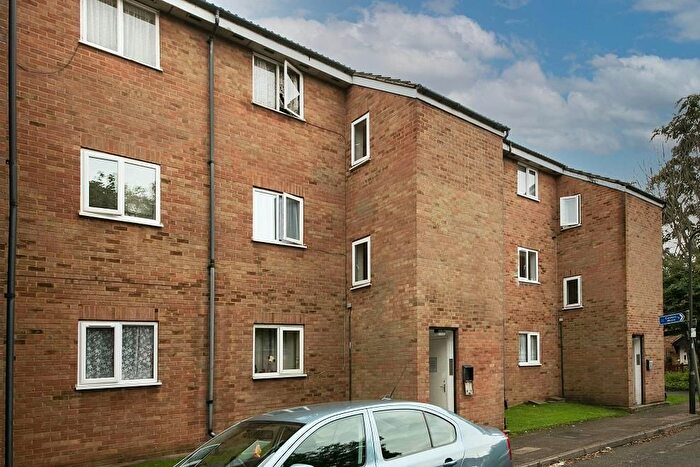 1 Bedroom Flat To Rent In Myrna Close, Colliers Wood, SW19