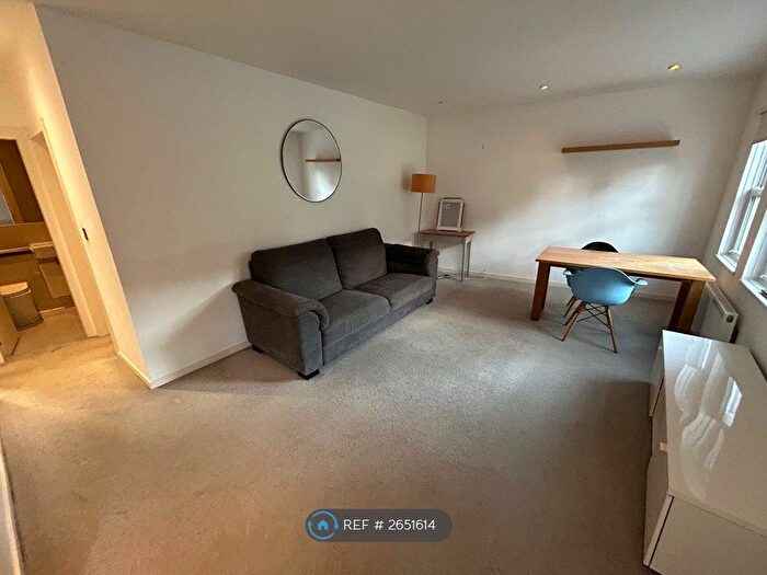 1 Bedroom Flat To Rent In Coldharbour Lane, London, SW9