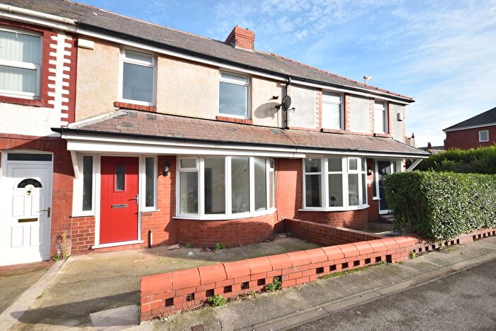 3 Bedroom Terraced House For Sale In Queen Victoria Road, Blackpool, FY1