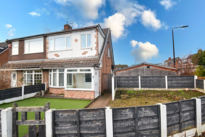 3 Bedroom Semi Detached House For Sale In Arundel Avenue, Flixton, M41