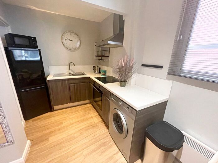 2 Bedroom Flat To Rent In Winchester House, Nottingham, NG1