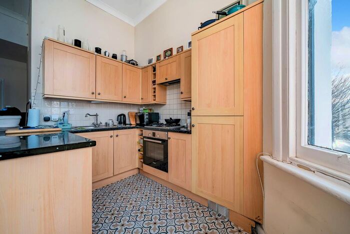 1 Bedroom Flat To Rent In Comeragh Road, Barons Court, London, W14
