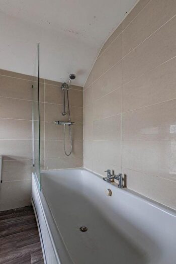 3 Bedroom End Of Terrace House For Sale In Charlotte Street, Penarth, CF64