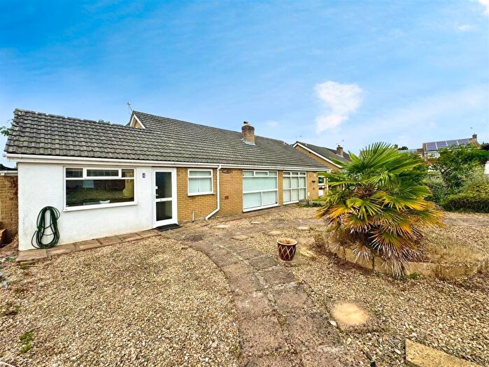 3 Bedroom Semi-Detached Bungalow For Sale In Troddi Close, Caldicot, NP26