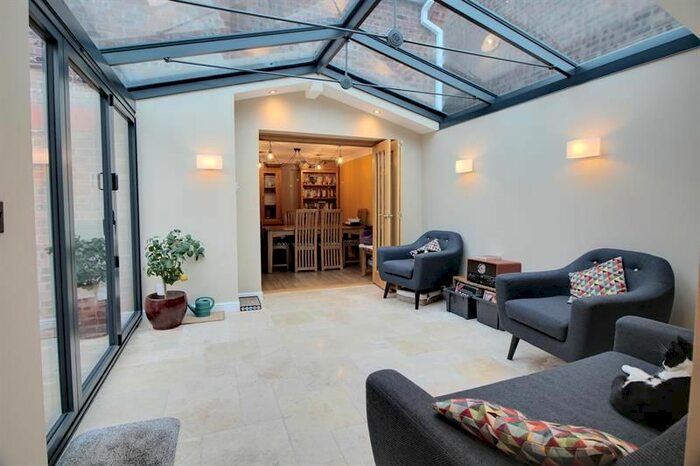 4 Bedroom Detached House To Rent In St Marys Grove, Sprowston, Norwich NR7