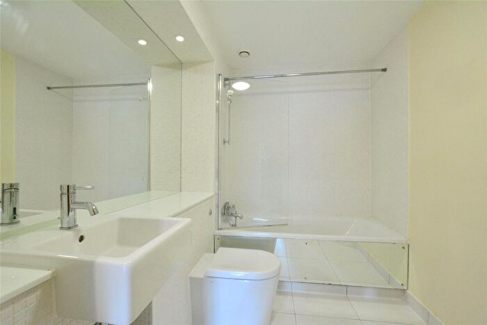 2 Bedroom Flat To Rent In Torrent Lodge, Merryweather Place, SE10