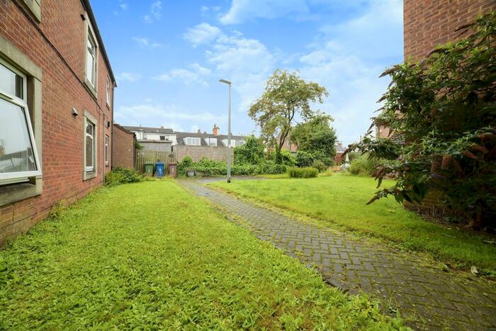 1 Bedroom Flat To Rent In Hallgate, Cottingham, HU16