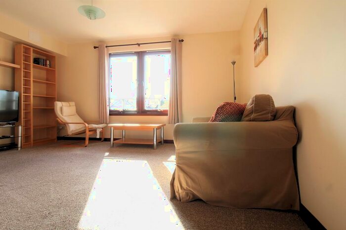 1 Bedroom Flat To Rent In Strawberry Bank Parade, Second Floor, AB11