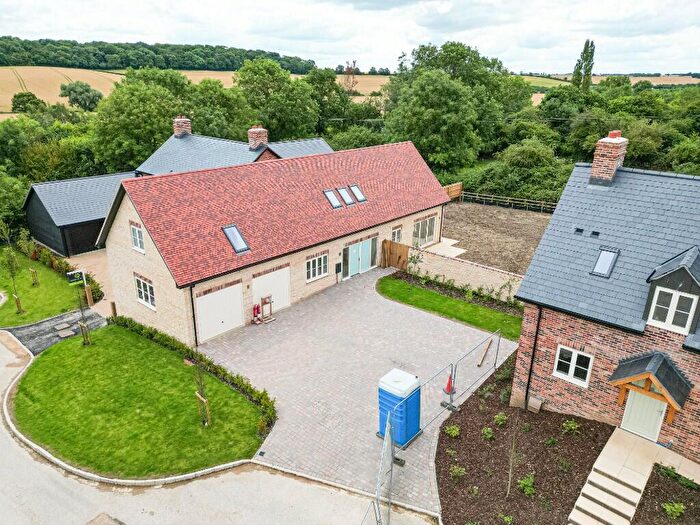 4 Bedroom Detached House For Sale In Stone Lodge, Spring Lane, MK43