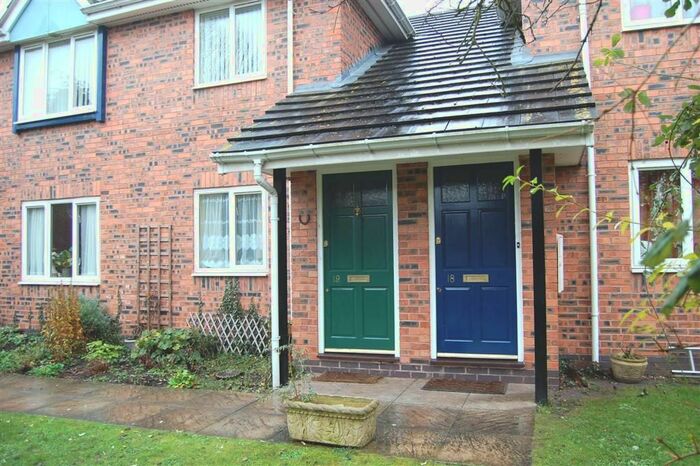 1 Bedroom Maisonette To Rent In Corinthian Court, Alcester, B49