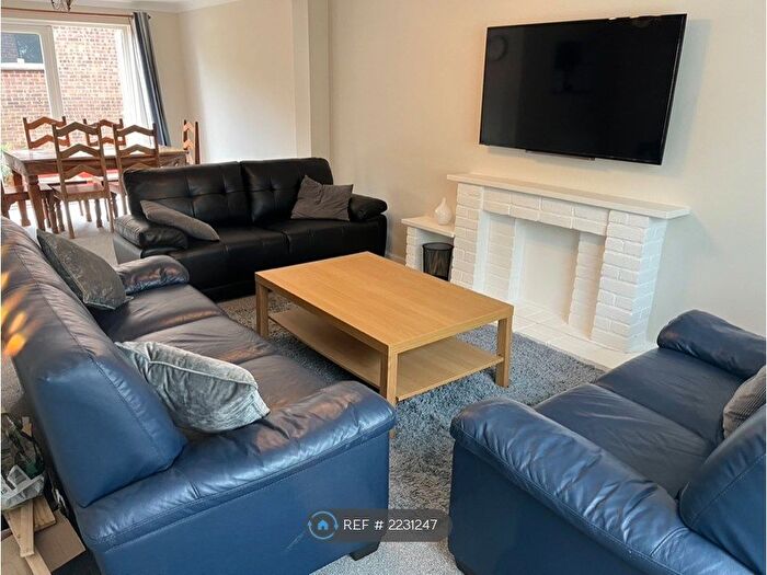 4 Bedroom Detached House To Rent In Lynchet Close, Brighton, BN1