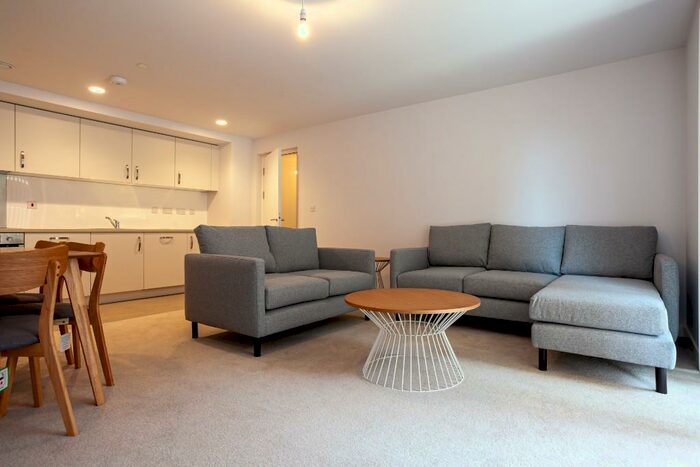 3 Bedroom Apartment To Rent In Calvert House, Leodis Square, LS11