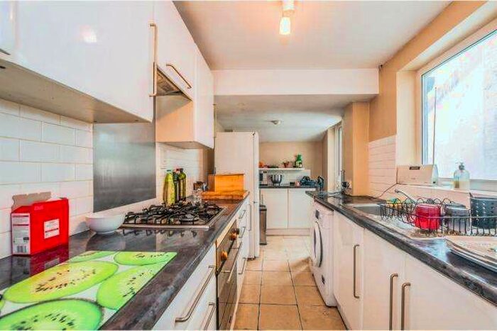 2 Bedroom Terraced House To Rent In Norden Road, Maidenhead, SL6