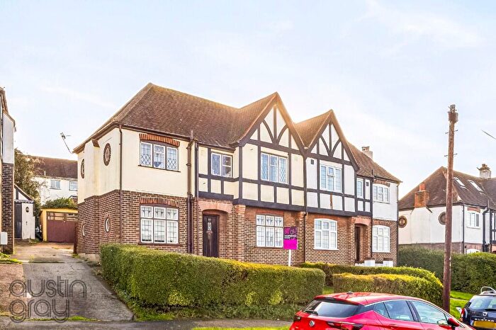 3 Bedroom Semi Detached House For Sale In Nyetimber Hill, BN2