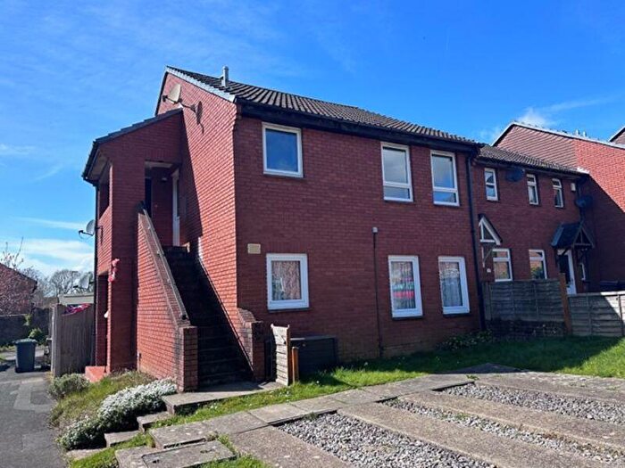 Studio To Rent In Hathaway Gardens, Waterlooville, PO7