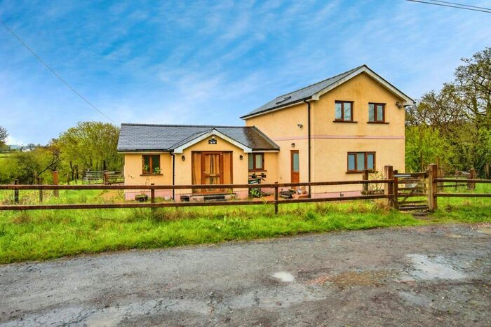 3 Bedroom Detached House For Sale In Felinfach, Lampeter, Ceredigion, SA48