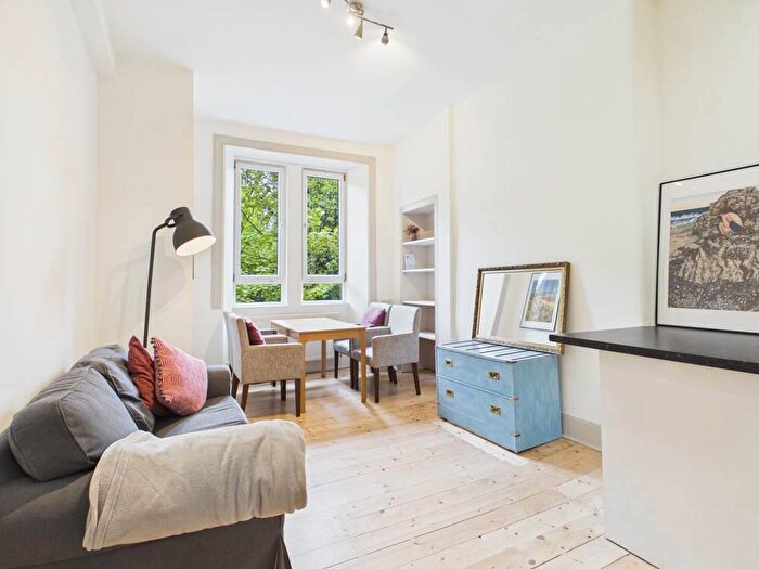 2 Bedroom Apartment To Rent In Jameson Place, Edinburgh, Midlothian, EH6