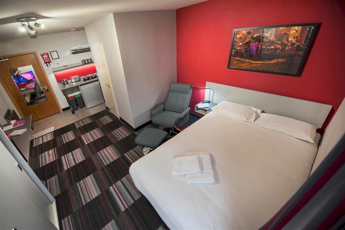 Studio To Rent In Castle Park, Cambridge, CB3