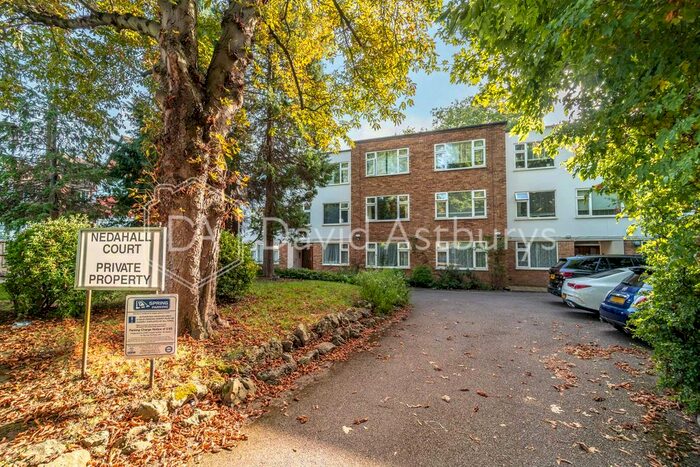 2 Bedroom Flat To Rent In Golders Green Crescent, Golders Green, London, NW11