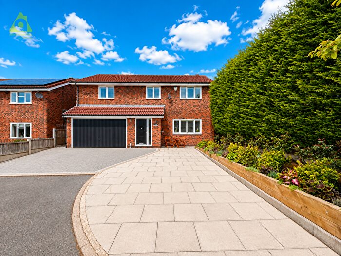 5 Bedroom Detached House For Sale In Allesley Close, Westhoughton, BL5