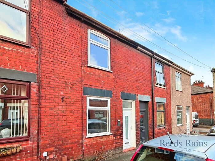 2 Bedroom Terraced House To Rent In Cromer Street, Newcastle, Staffordshire, ST5