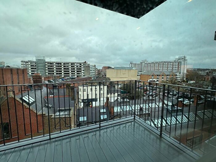 2 Bedroom Flat For Sale In Tryon House, Kingston Upon Thames, Surrey, KT1