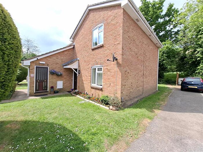 1 Bedroom Apartment To Rent In Hales Park Close, Hemel Hempstead, HP2