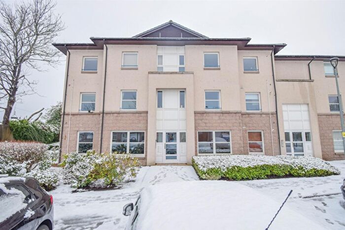 2 Bedroom Flat For Sale In Bishop's Park, Inverness, IV3