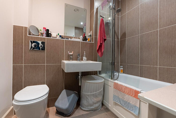 1 Bedroom Apartment For Sale In Charrington Place, St. Albans, Hertfordshire, AL1