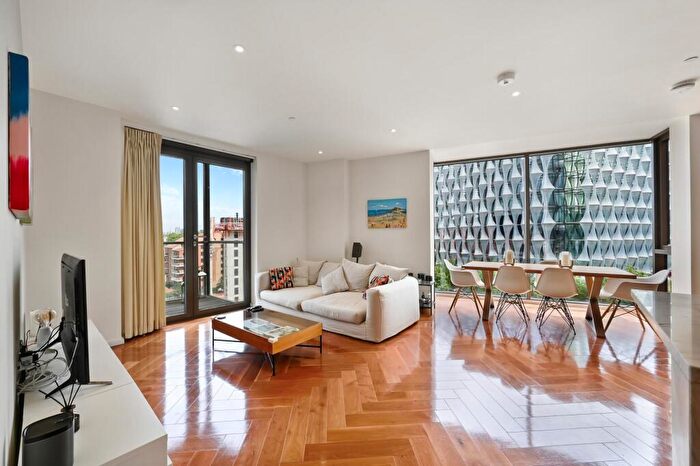 2 Bedroom Terraced House For Sale In Ambassador Building, Embassy Gardens, SW11