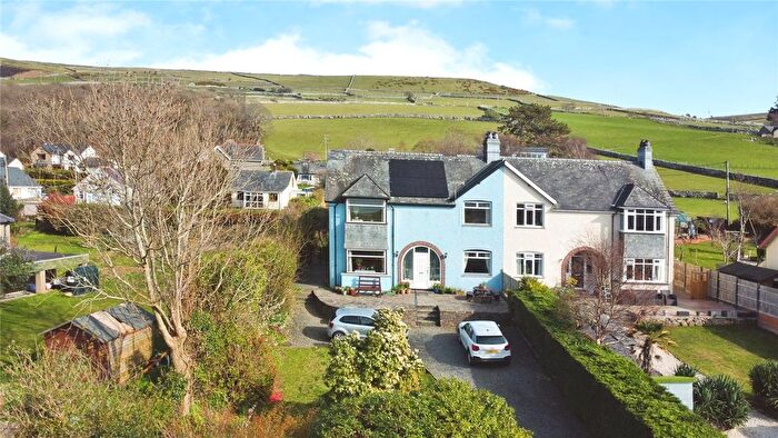 4 Bedroom Semi-detached House For Sale In Llwyngwril, Gwynedd, LL37