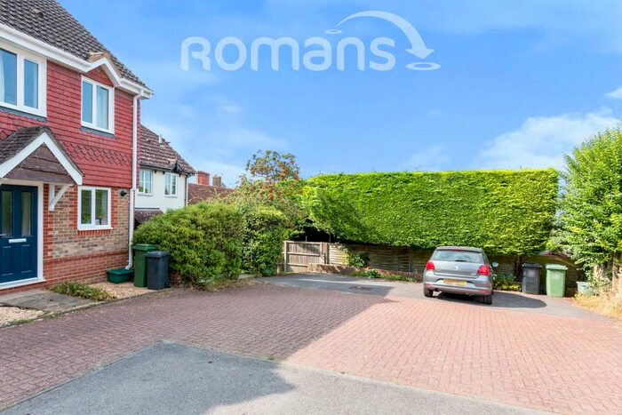 2 Bedroom Semi-Detached House To Rent In Brimley Hill Court, RG20