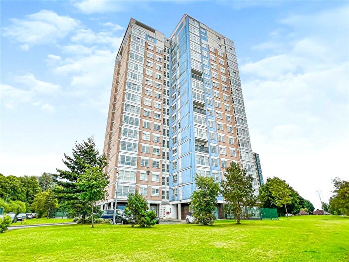 1 Bedroom Flat To Rent In Spindletree Avenue, Manchester, Greater Manchester, M9