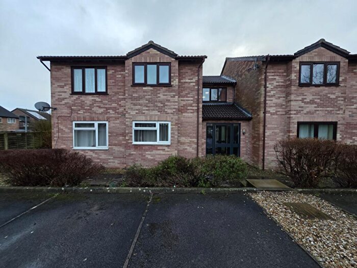 1 Bedroom Flat To Rent In Apseleys Mead, Bradley Stoke, Bristol, BS32