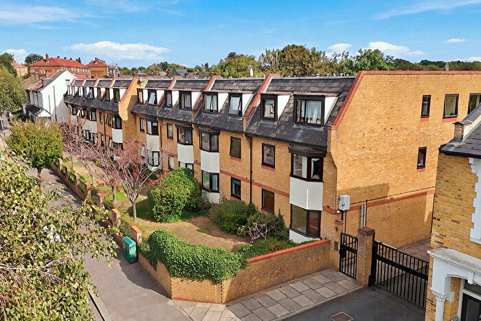 1 Bedroom Flat To Rent In Mornington Road, Leytonstone, Waltham Forest, E11