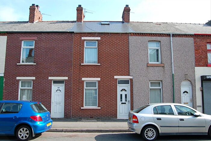 2 Bedroom House To Rent In Rawlinson, Barrow-in-furness, LA14
