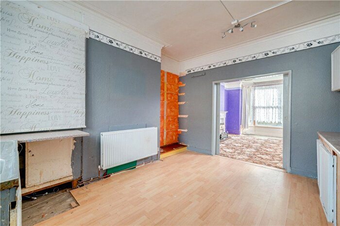 1 Bedroom Flat For Sale In Harlow Terrace, Harrogate, HG2