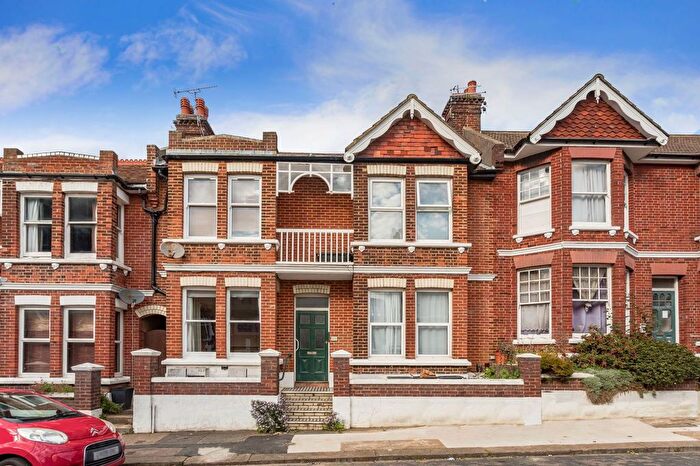 1 Bedroom Flat For Sale In Addison Road, Hove, BN3