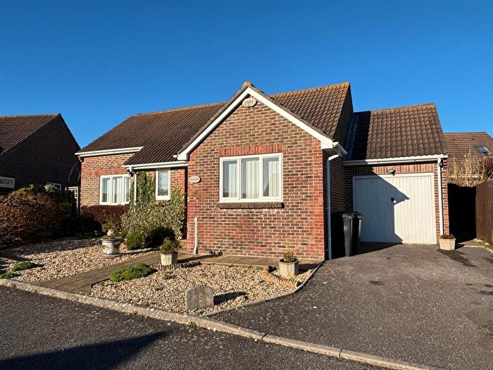 2 Bedroom Detached Bungalow For Sale In Rolfe Crescent, Chickerell, Weymouth, DT3
