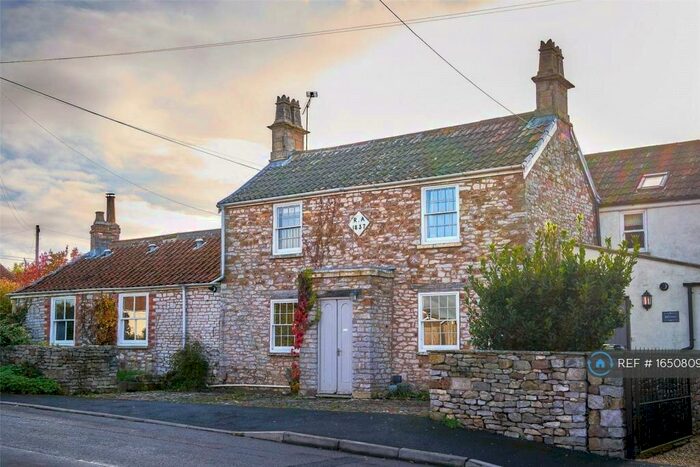 4 Bedroom Detached House To Rent In The Square, Alveston, Bristol, BS35