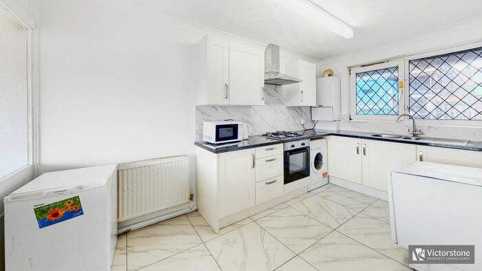 2 Bedroom Maisonette To Rent In Gosford House, Tredegar Road, Mile End, London, E3