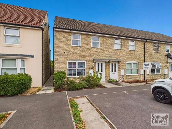 3 Bedroom End Of Terrace House For Sale In Brandown Close, Temple Cloud, BS39